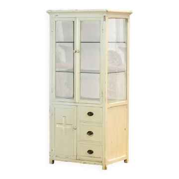 Cabinet médical japonais, vers 1920-1935