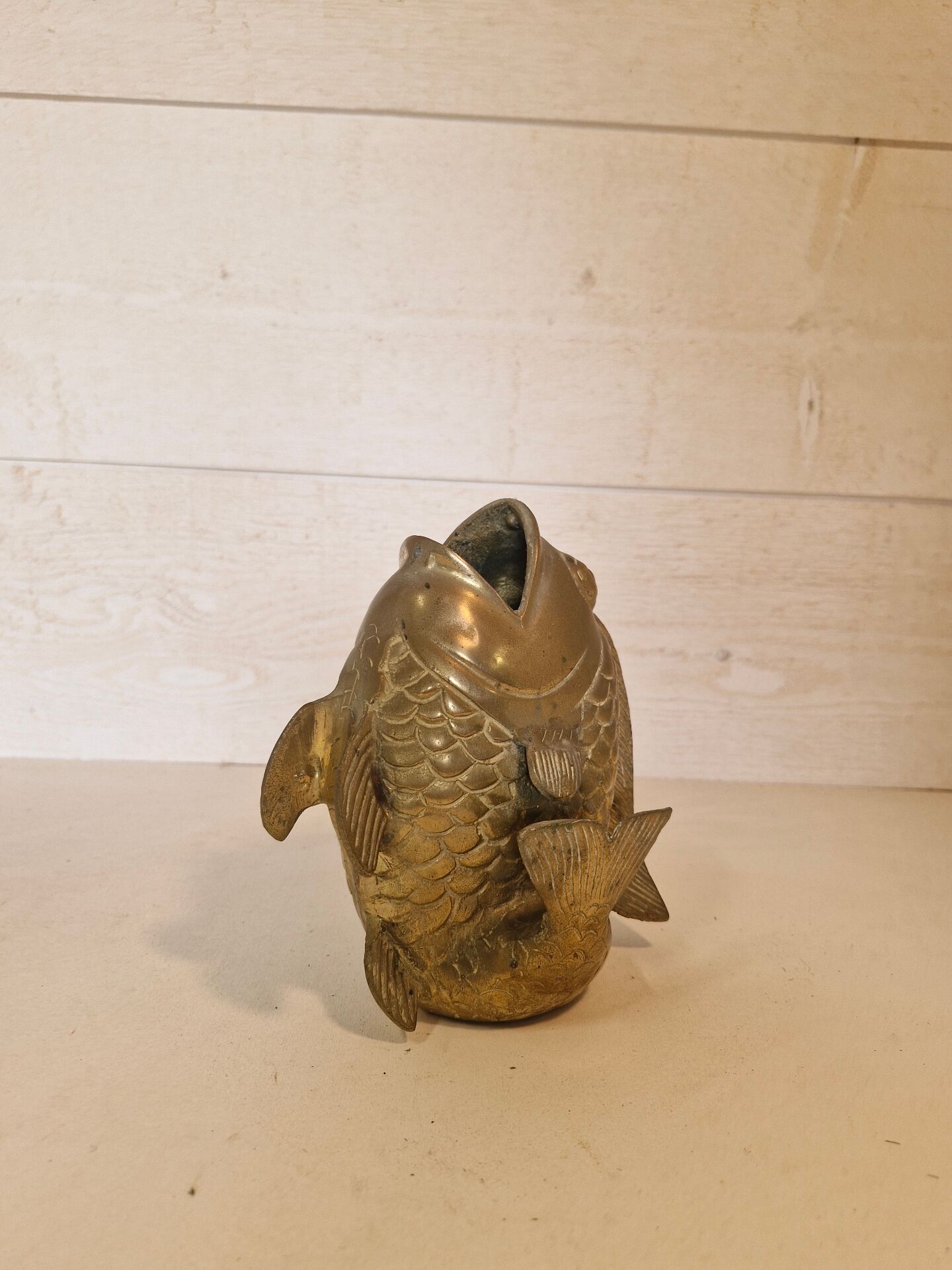 Vase poisson en laiton
