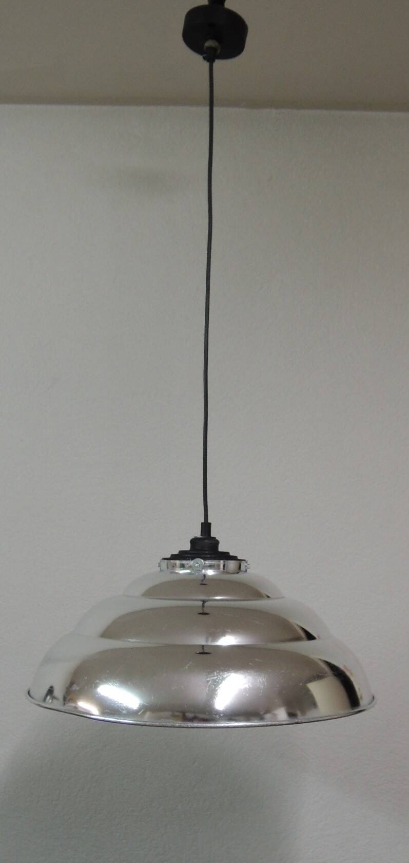 Industrial pendant light