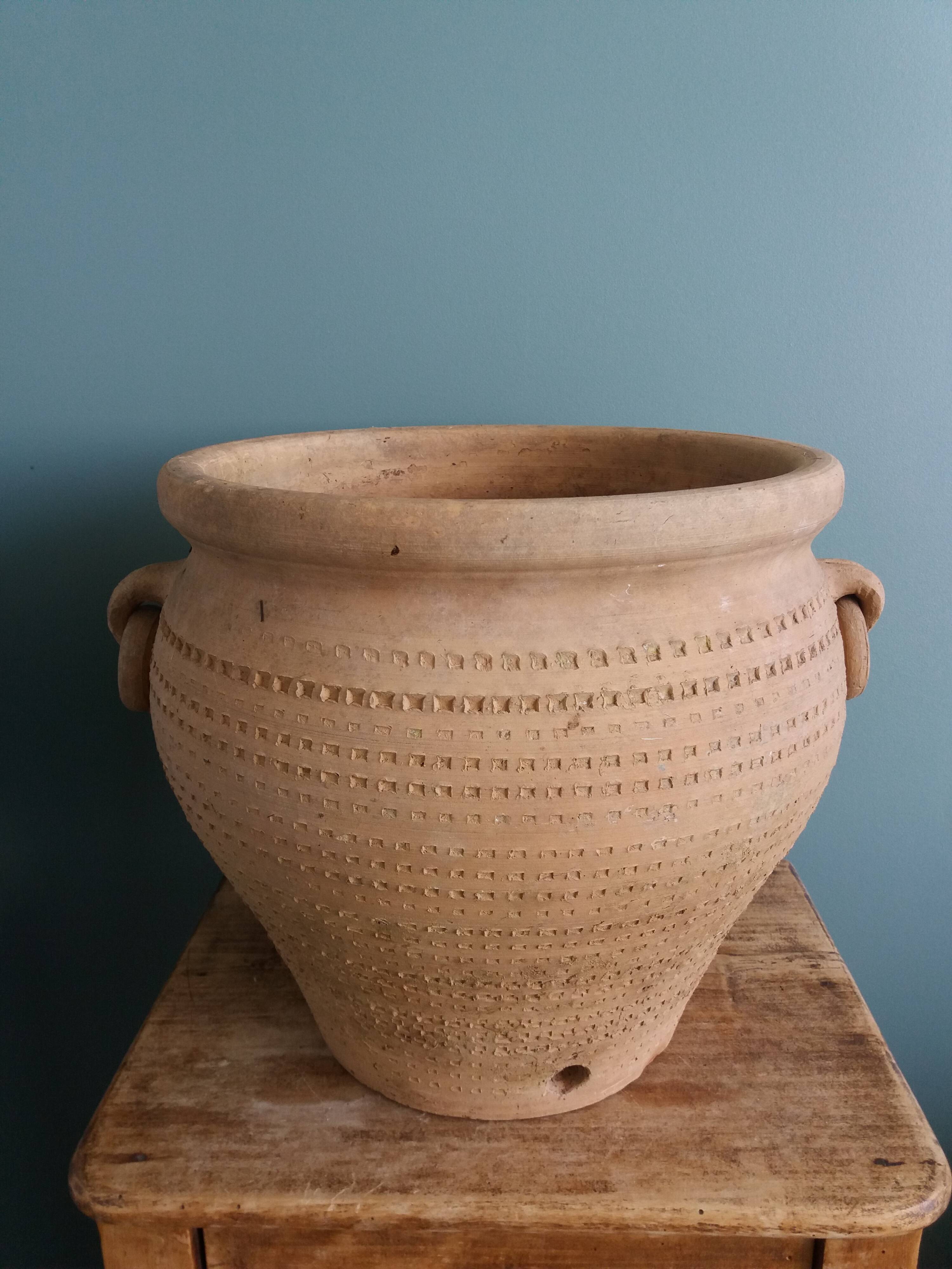 Pot en terre cuite jardinière poterie artisanale
