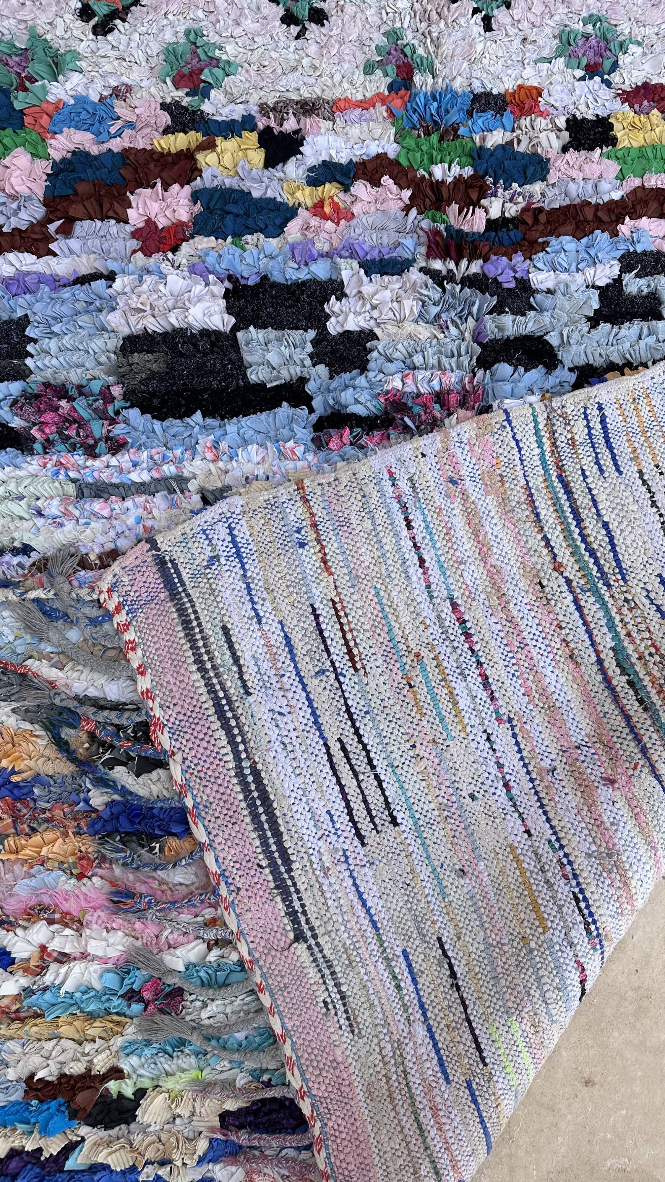 Moroccan boucherouite carpet - 128 x 185 cm