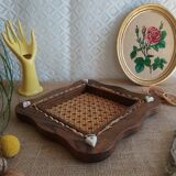 Wooden flat bottom and vintage cannage