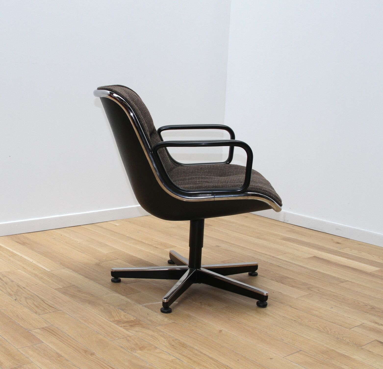 Charles pollock office chair