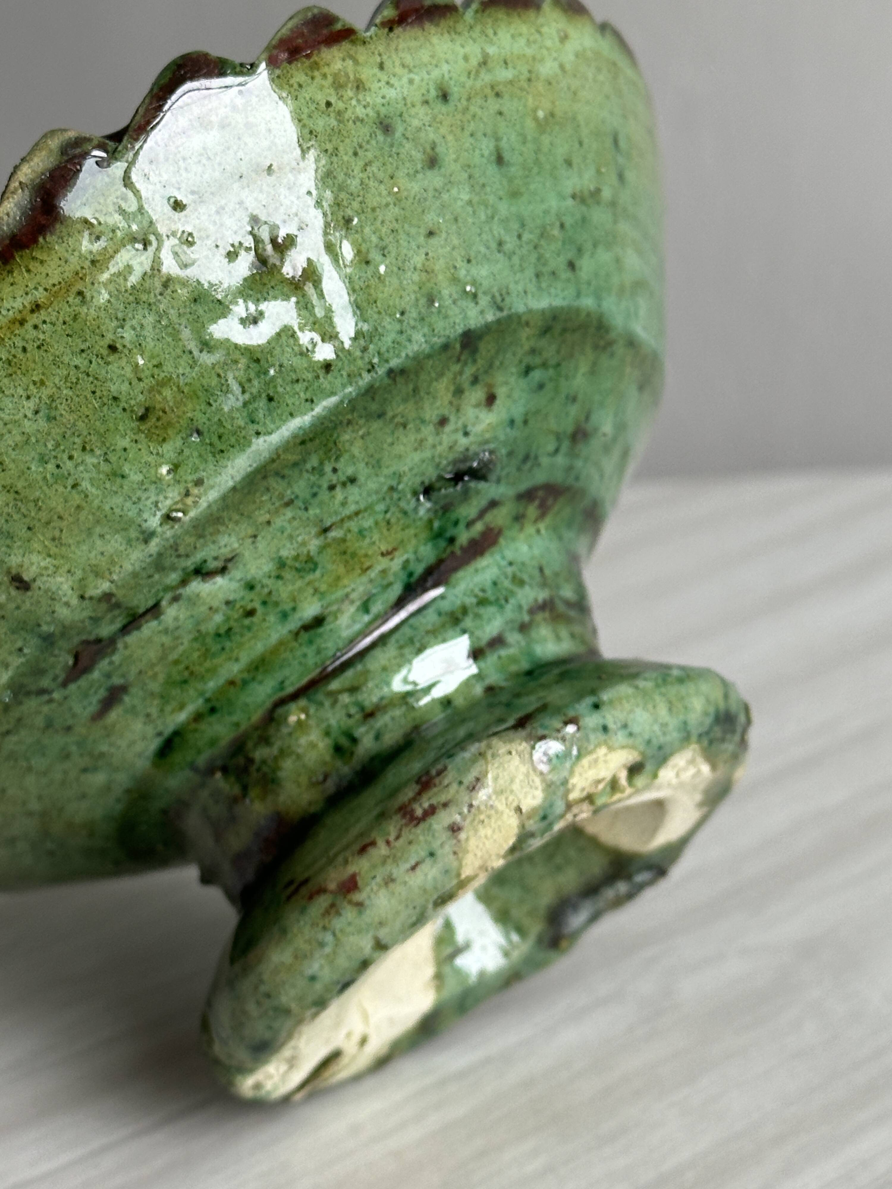 Petite coupe sur pied en céramique artisanale