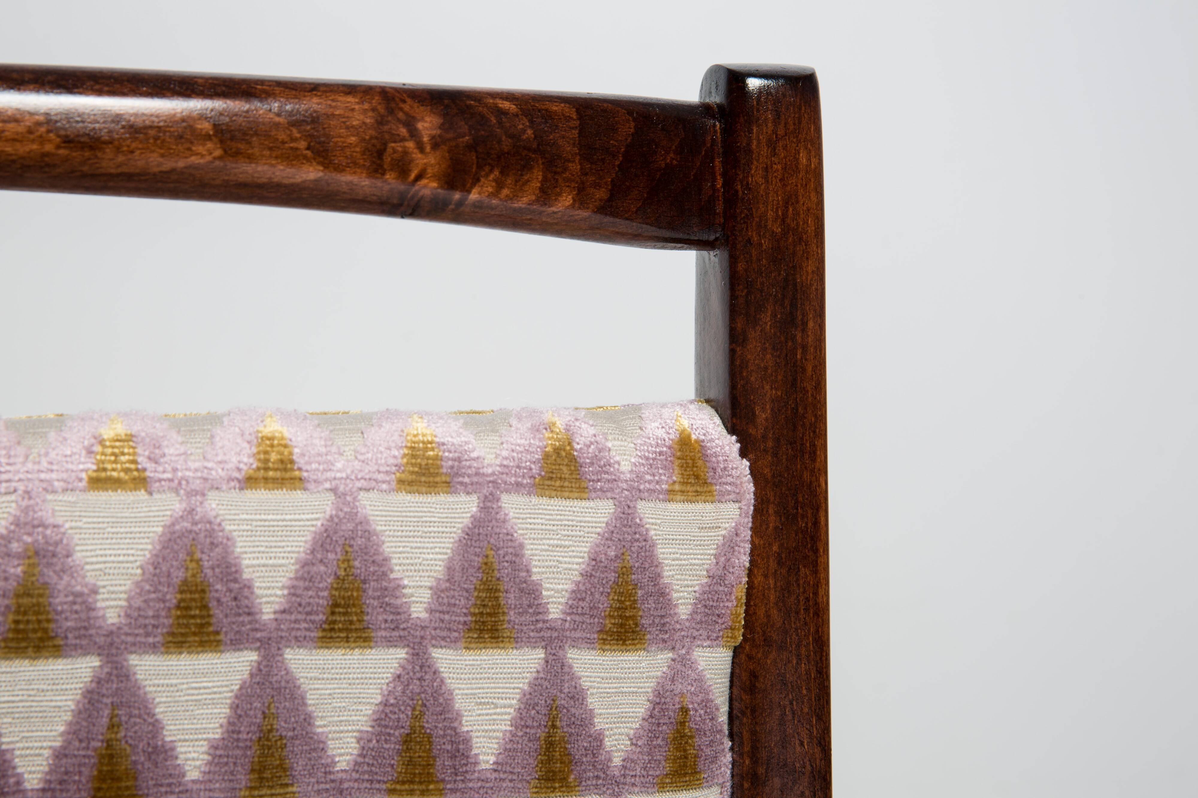 Amulet Chair in Light Purple Velvet Mid-Century, Poland, 1960s