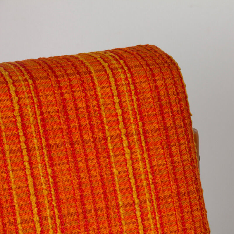 Paire de fauteuils en bois des années 1970