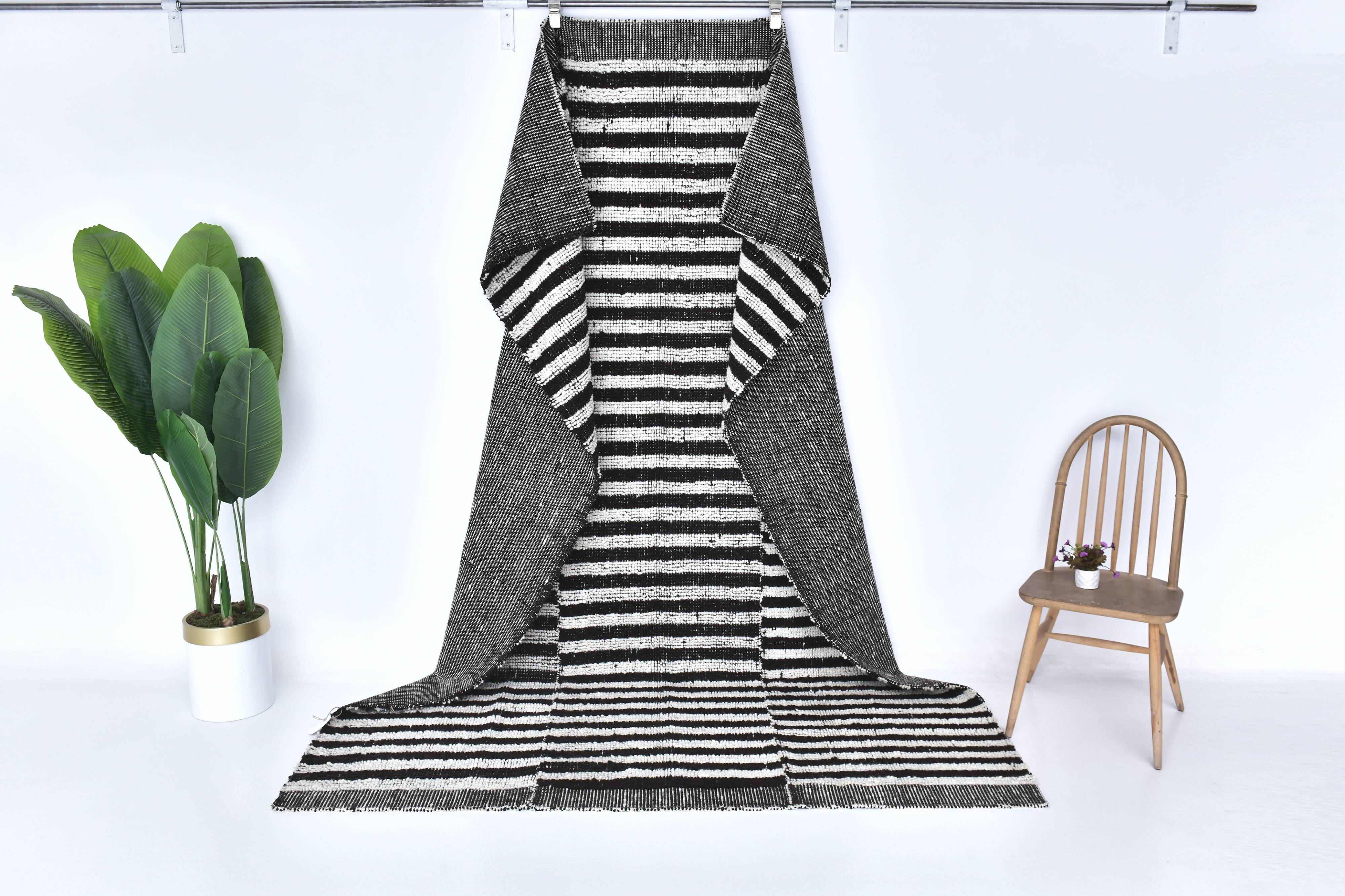 2x9 Brown White Striped Runner Rug, 69x289Cm SK 242096