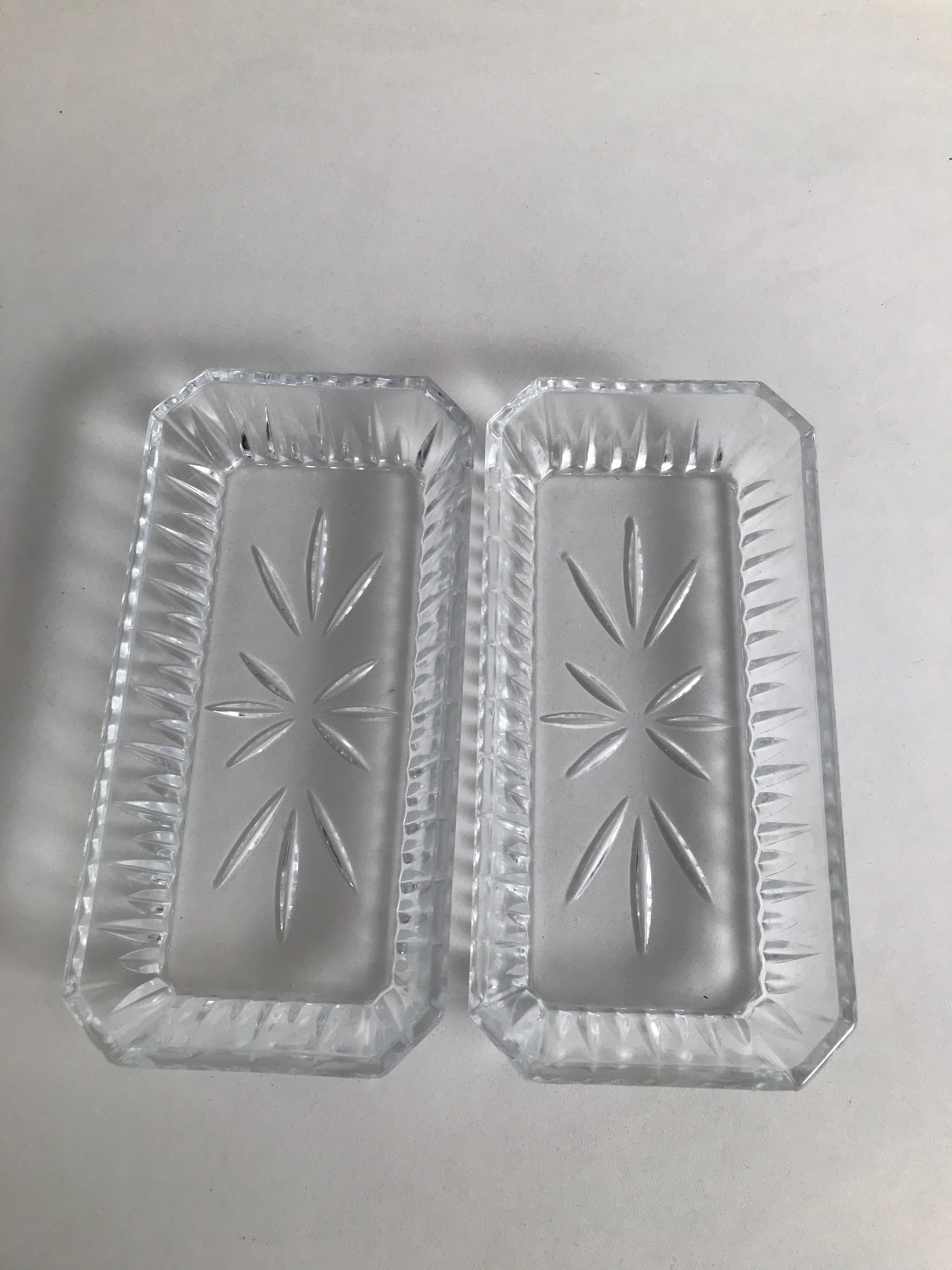 2 vintage glass aperitif cups