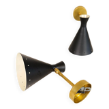 Pair of modern Italian wall sconces in Stilnovo style, wall lamp.