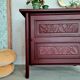 Bahut ancien fleurs art déco rose grenat