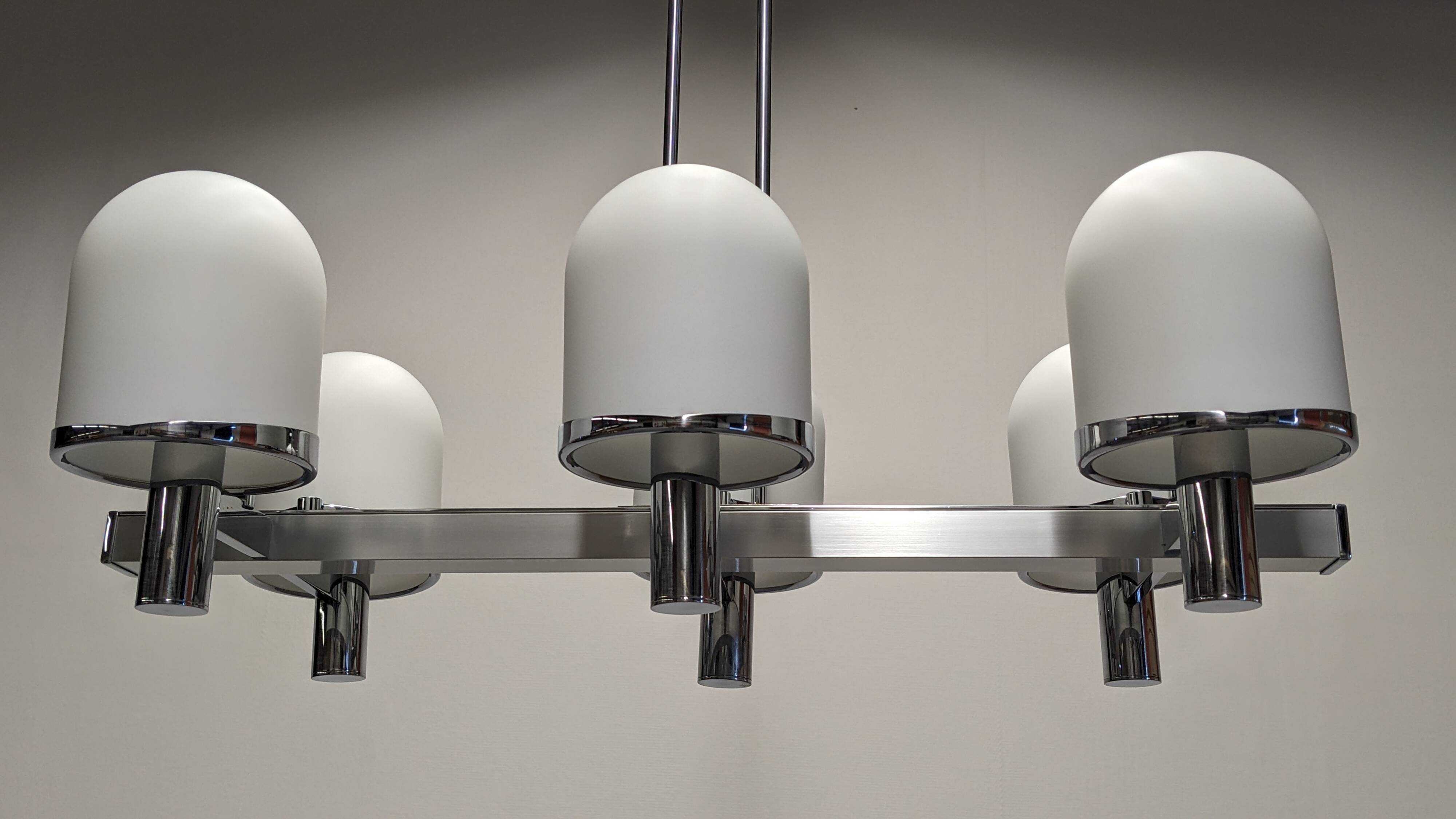 Space Age chandelier with 6 lights in white sandblasted opalines from the 60s/70s