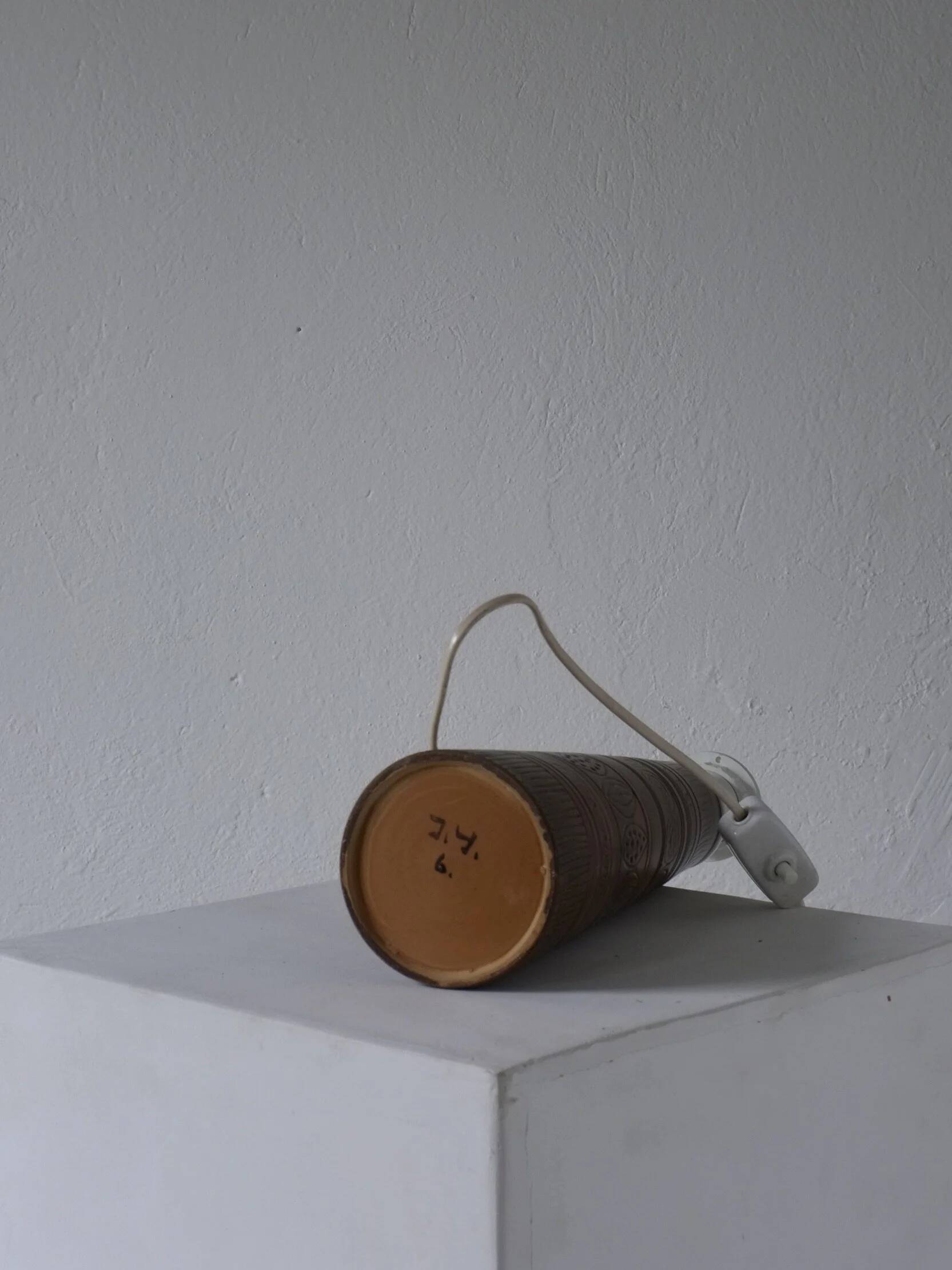 Grand pied de lampe de table en grès | Irma Yourstone | Suède | Années 1960