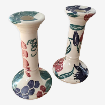 Duo de bougeoirs en porcelaine. 2 couleurs différentes