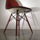 Chaise de Charles & Ray Eames, édition Herman Miller.