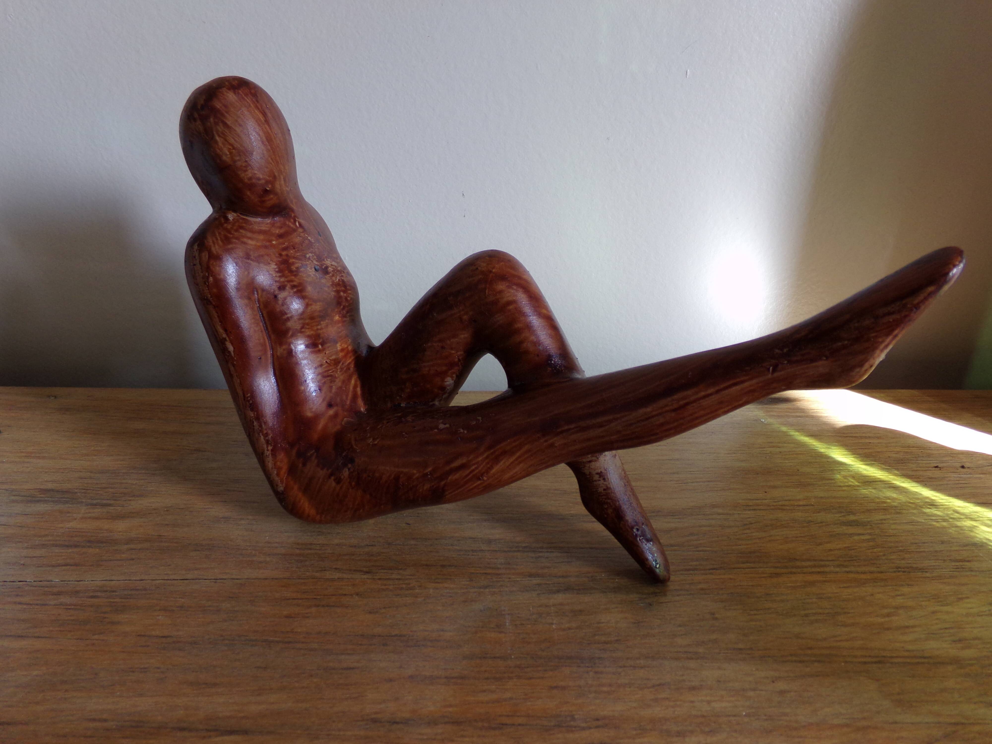 Ceramic woman's sculpture