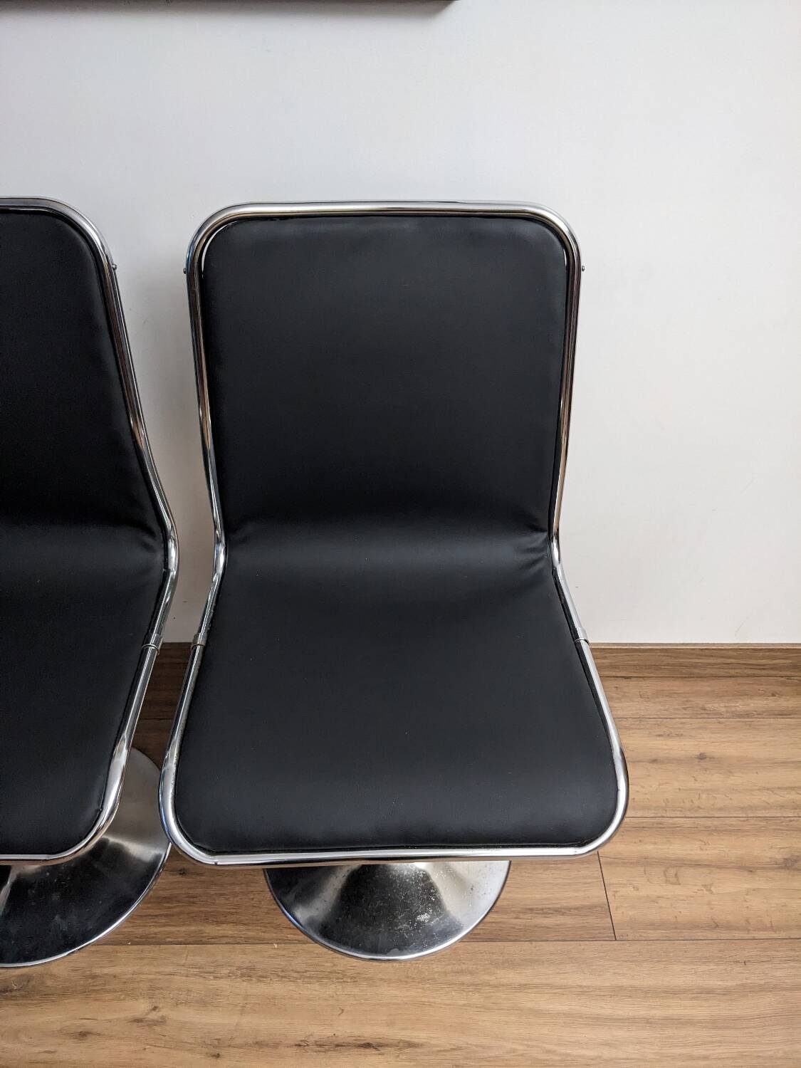 4 vintage swivel chairs