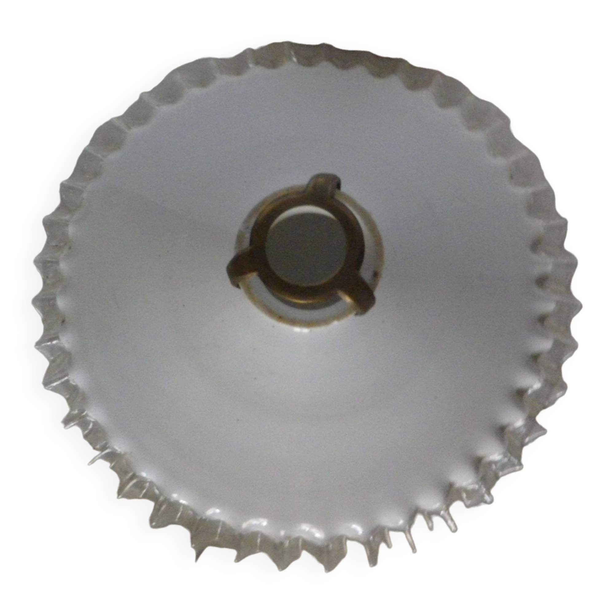 white serrated opaline