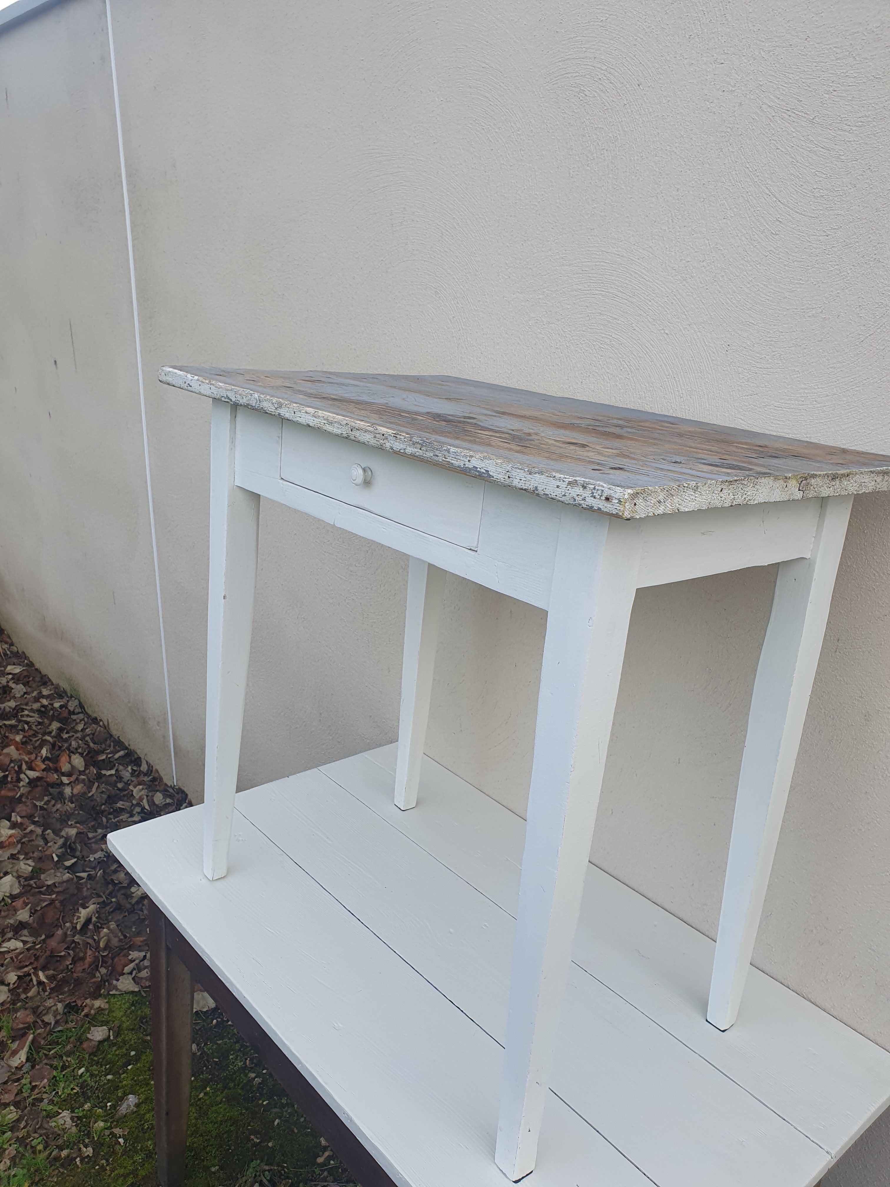 Small farmhouse table Country table