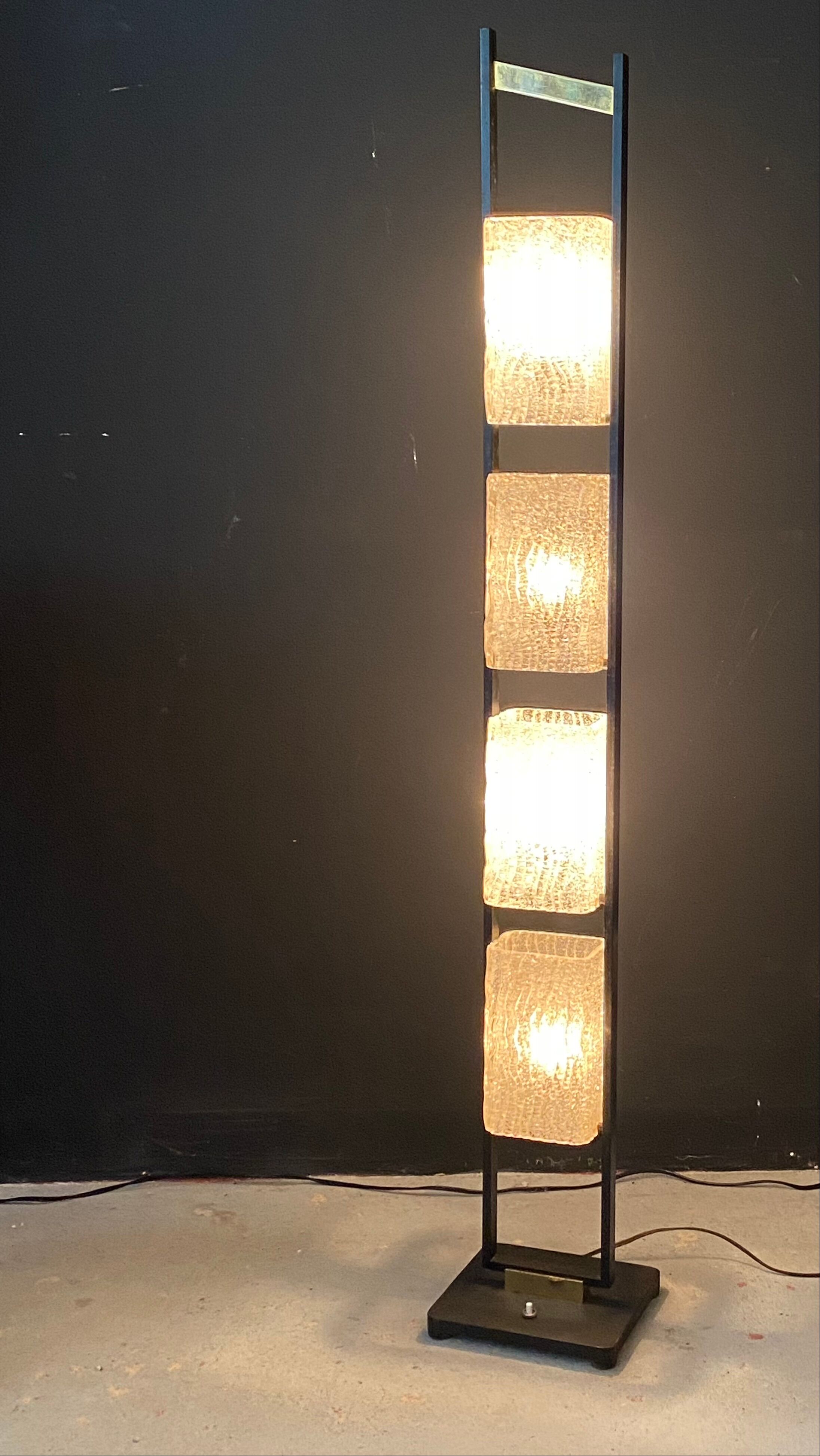 Arlus metal floor lamp and 4 glass lampshades - 1950