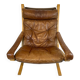 Belle chaise vintage Westnofa modèle Siesta par Ingmar Relling. Chaise Siësta en cuir. Belle patine.