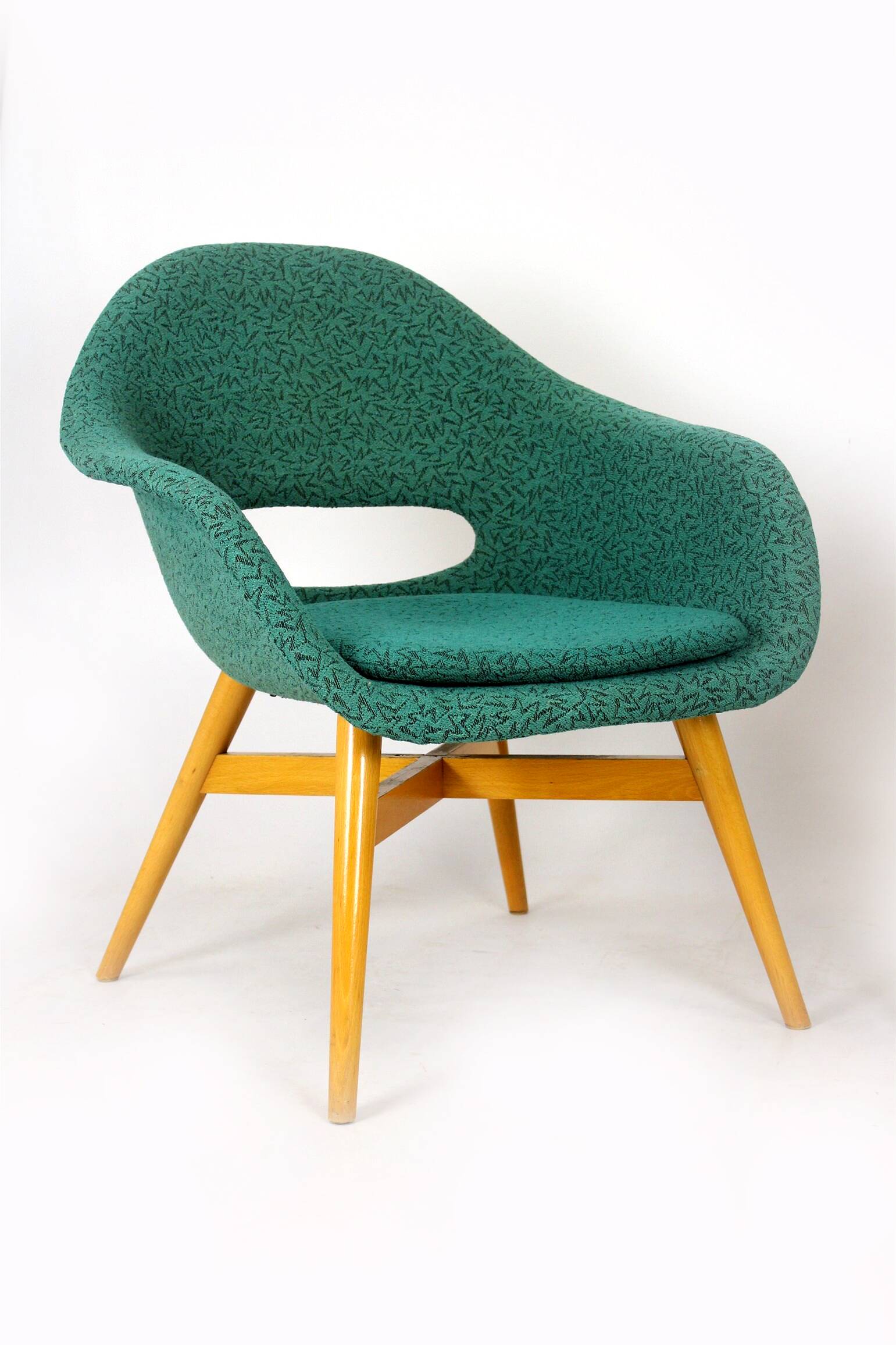 Fauteuils par Miroslav Navratil pour Tatra Nábytok, années 1960, ensemble de 2