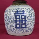 Vintage ceramic vase from China hand painted white blue wooden lid CM2