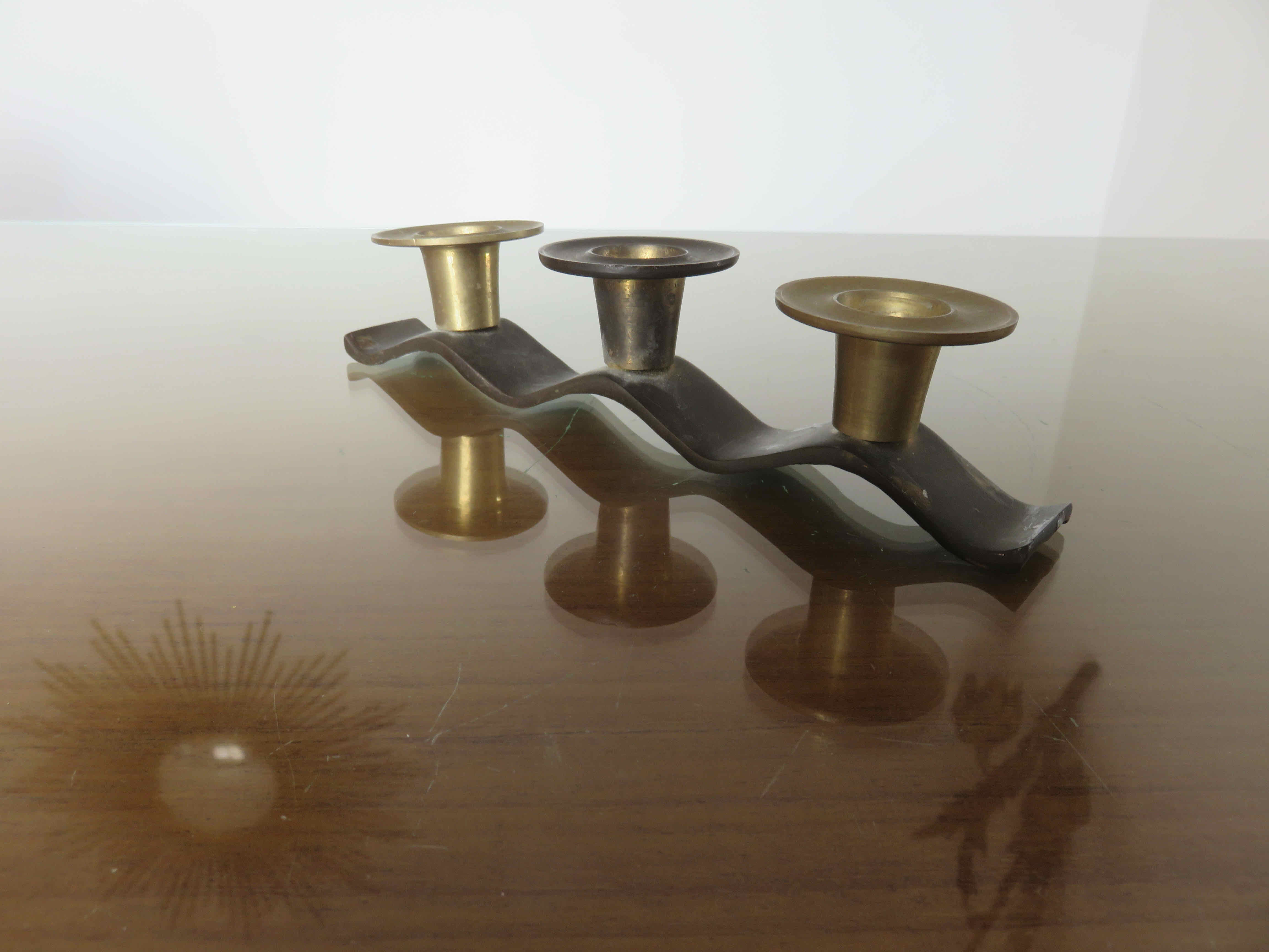 Candle holder "wave-shaped" in brass 60s 70s