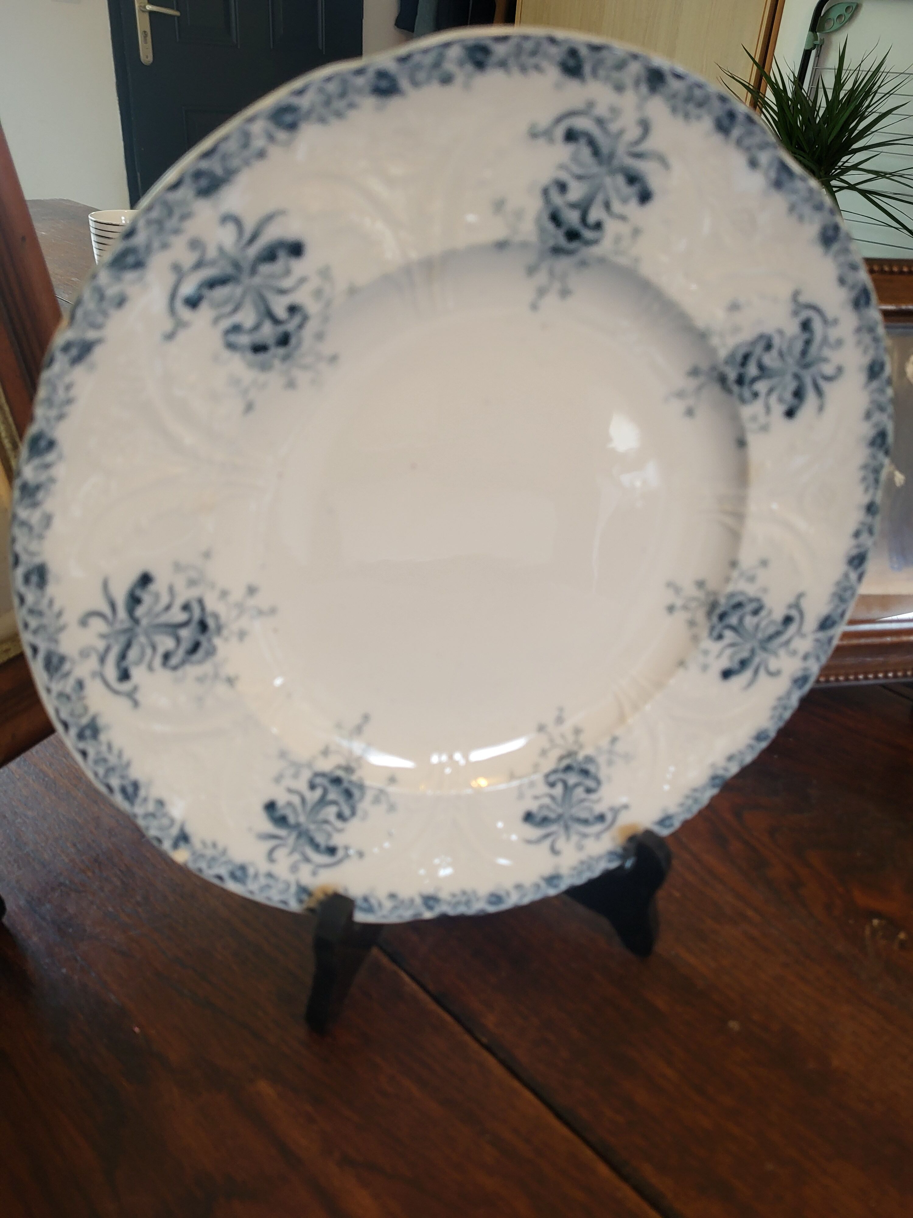 Old earthenware plate – Saint-Amand & Hamage (Nord)