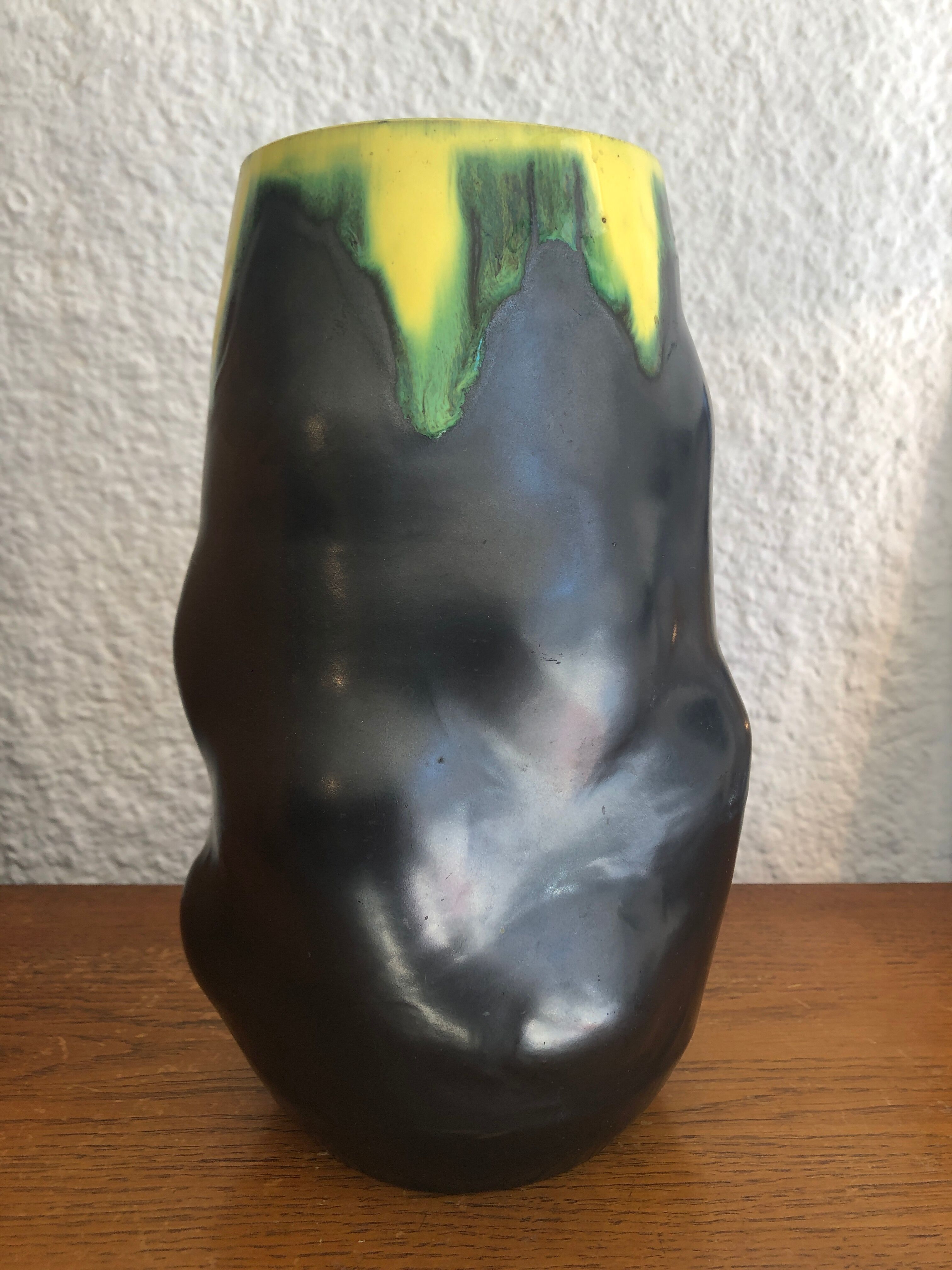 Black vase of the years 50 Luneville