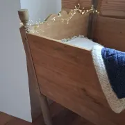 Antique pine cradle