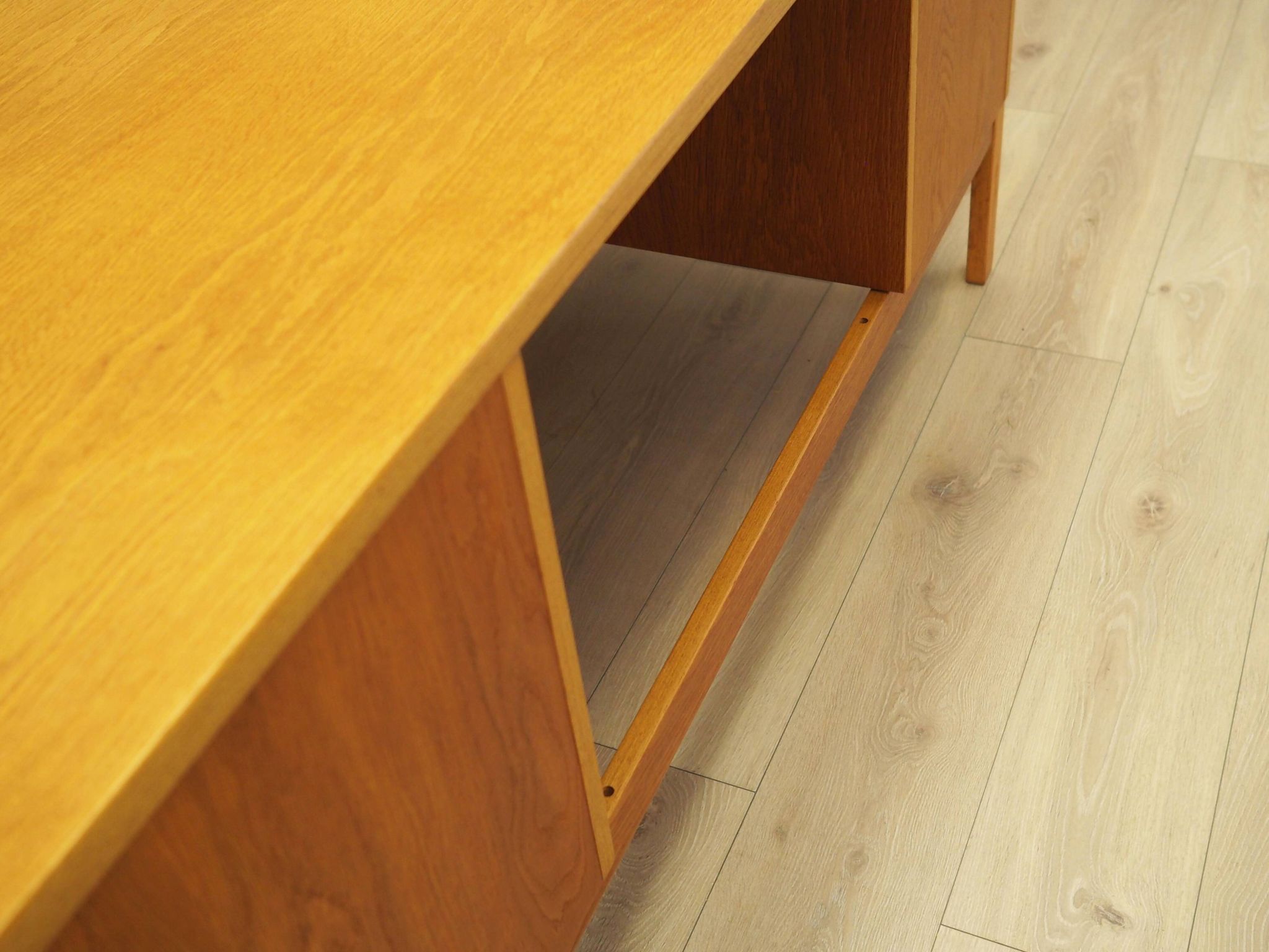 Ash desk, Norwegian design, 1970s, production: Norway
