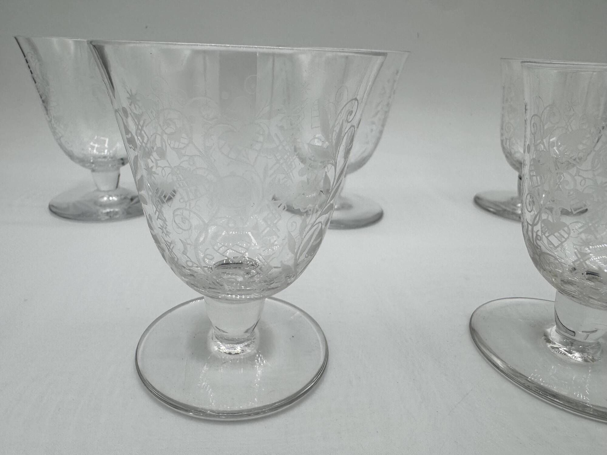 Set of 5 white wine glasses - Baccarat Crystal – Argentina model, 1940
