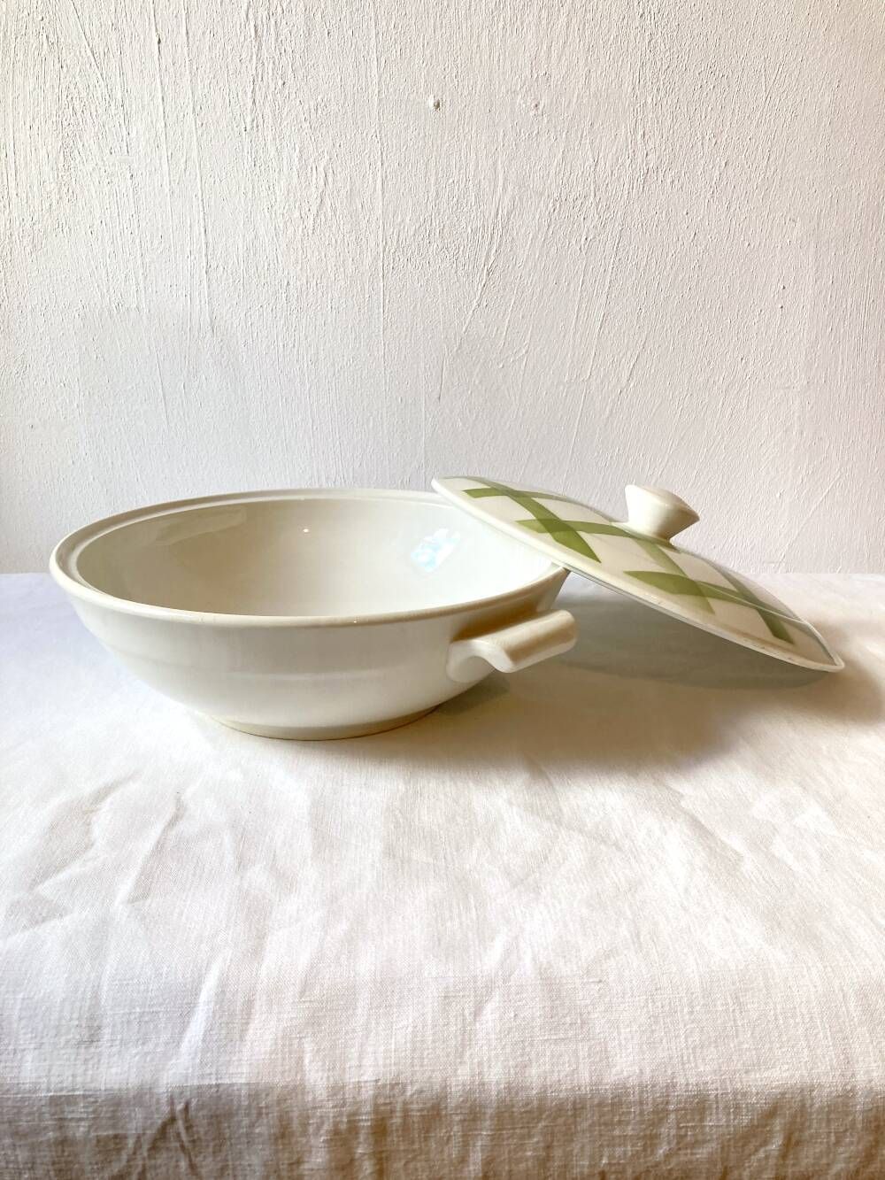 Set of three serving dishes, Moulins des Loups, model "Tablecloth"