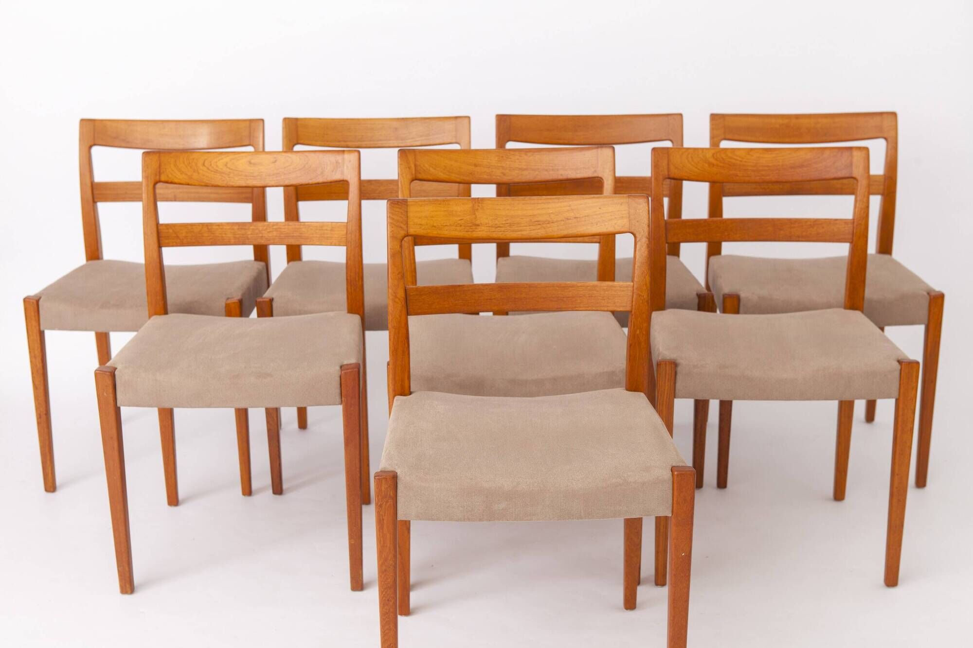 Set of 8 Nils Jonsson “Garmi” Teak Dining Chairs for Troeds, Swedish 1960s