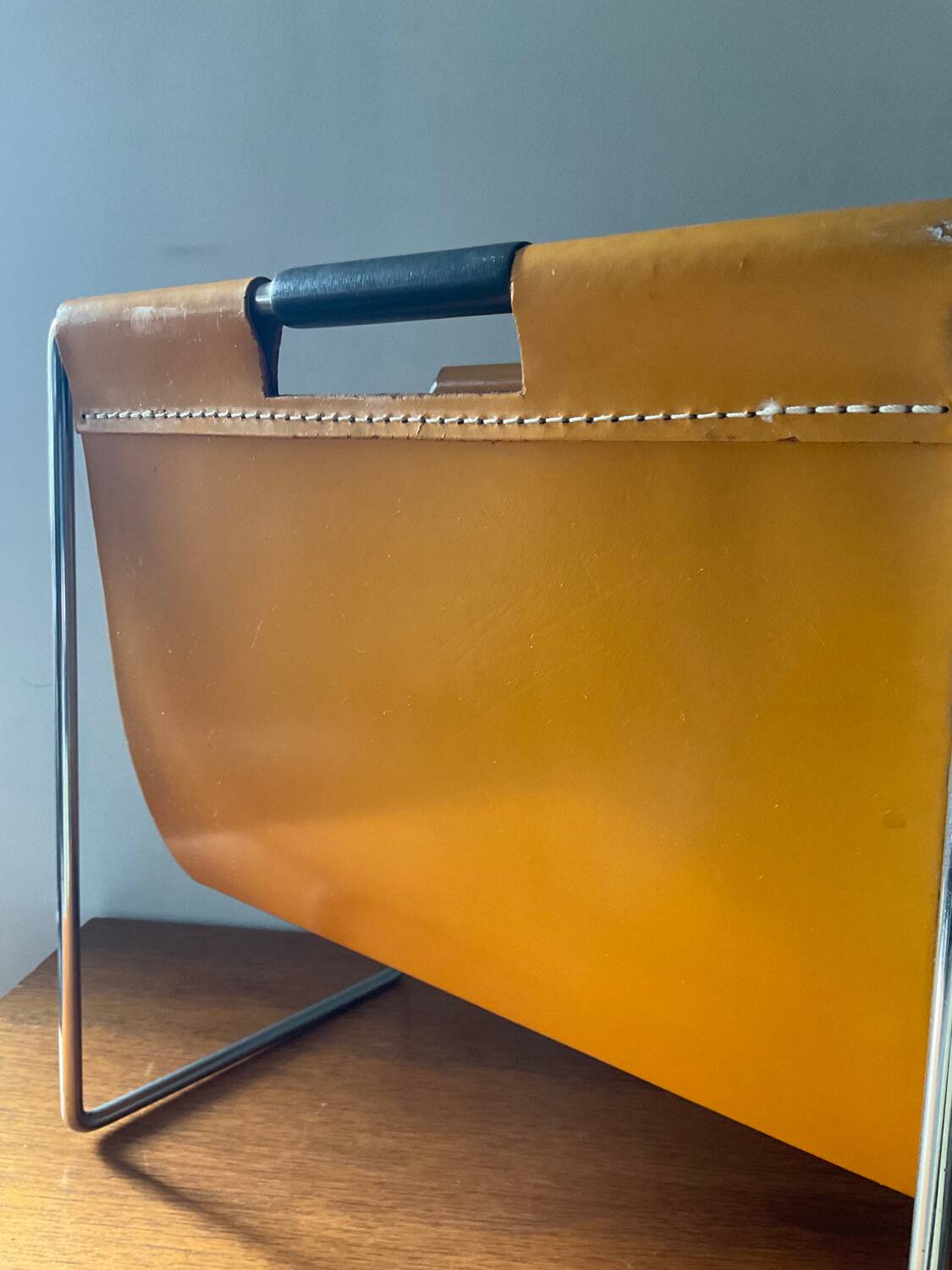 Dodime magazine rack for Brabantia from the 60s and 70s