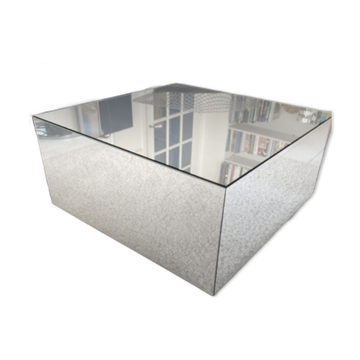 Kristina Dam. Table basse en verre miroir
