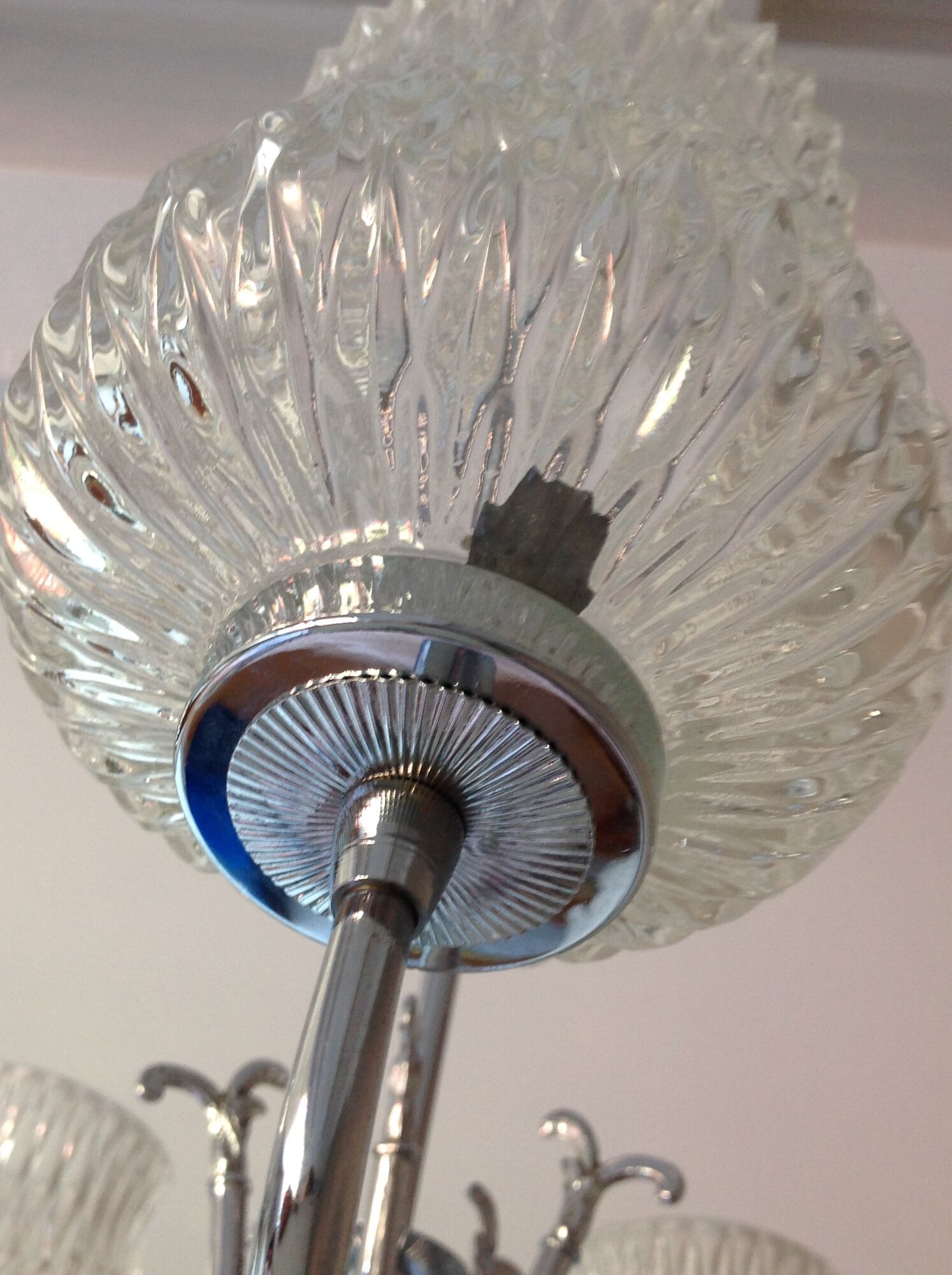 Five-spoke chandelier in chrome-plated metal and structured/vintage glass 60s-70s