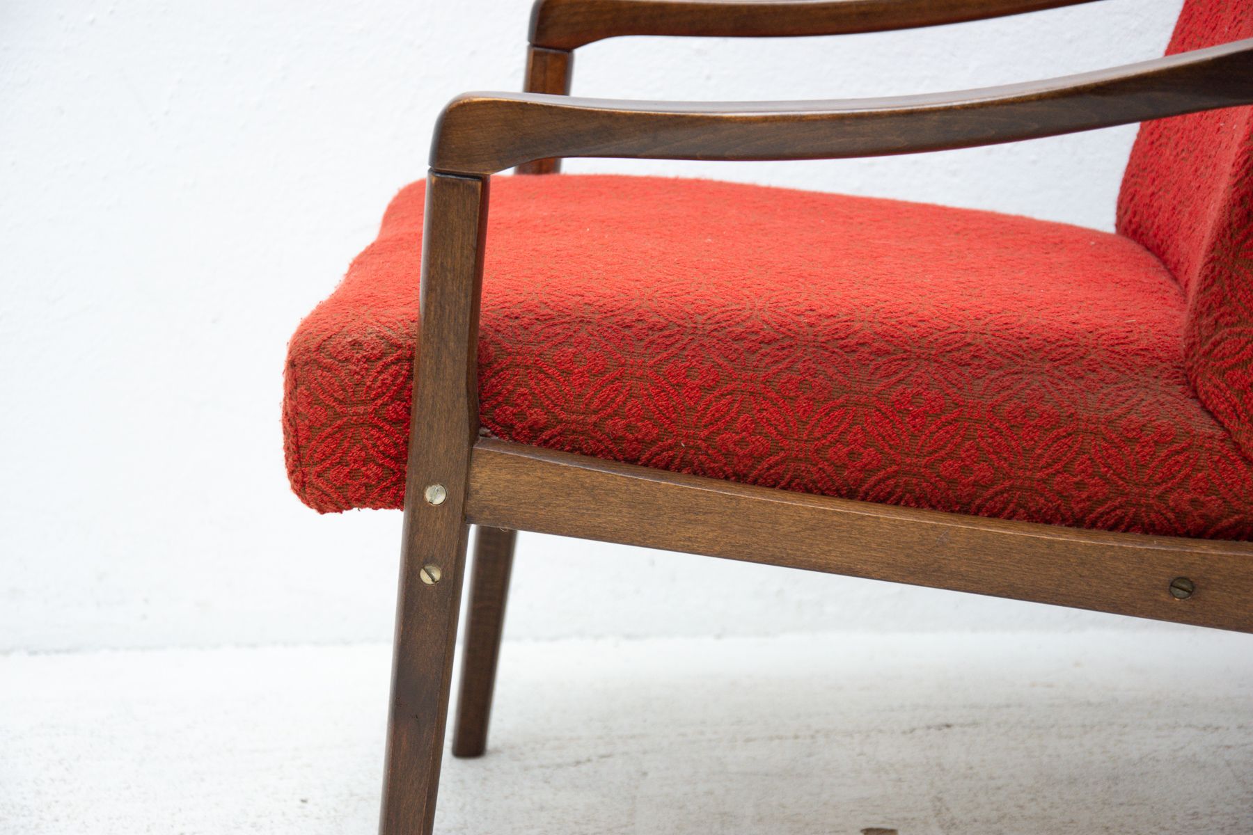 Paire de fauteuils par Jiří Jiroutek pour Interiér Praha, années 1970