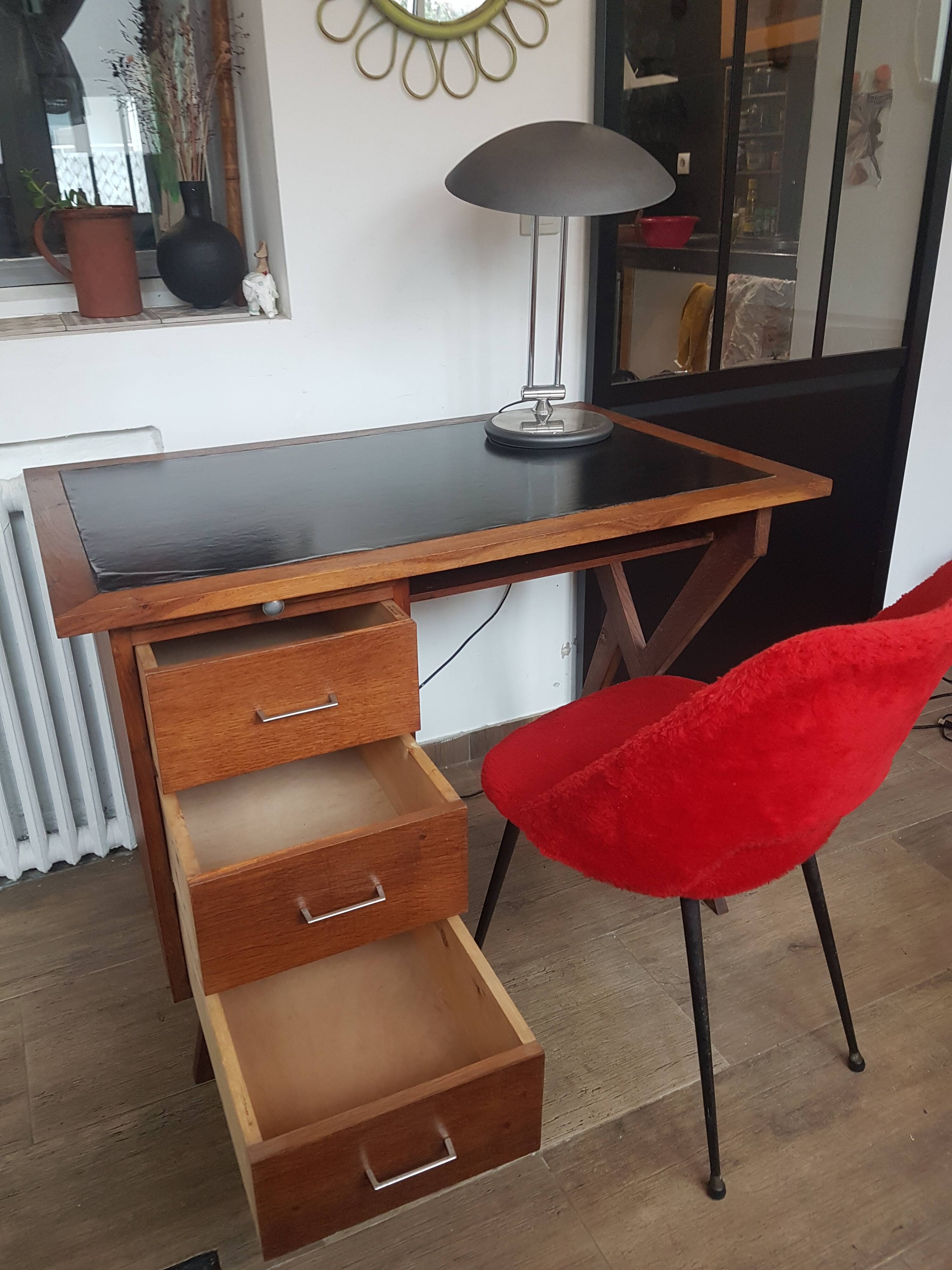 Bureau scandinave pieds compas
