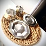 Pair of coffee cups with saucer (18th century)