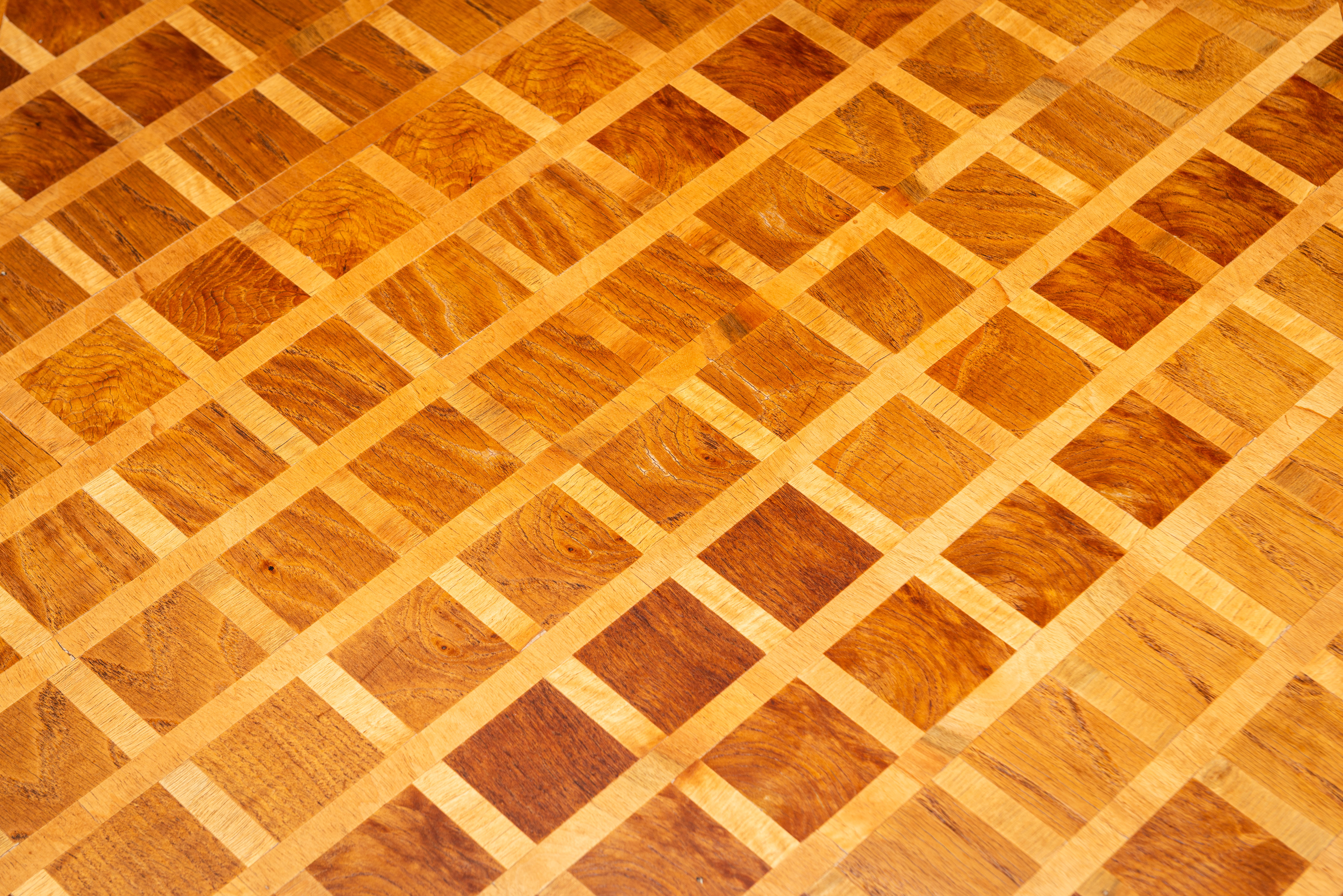 Square Italian coffee table with burl wood and inlaid parquetry top