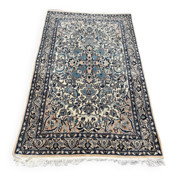 Grand tapis persan