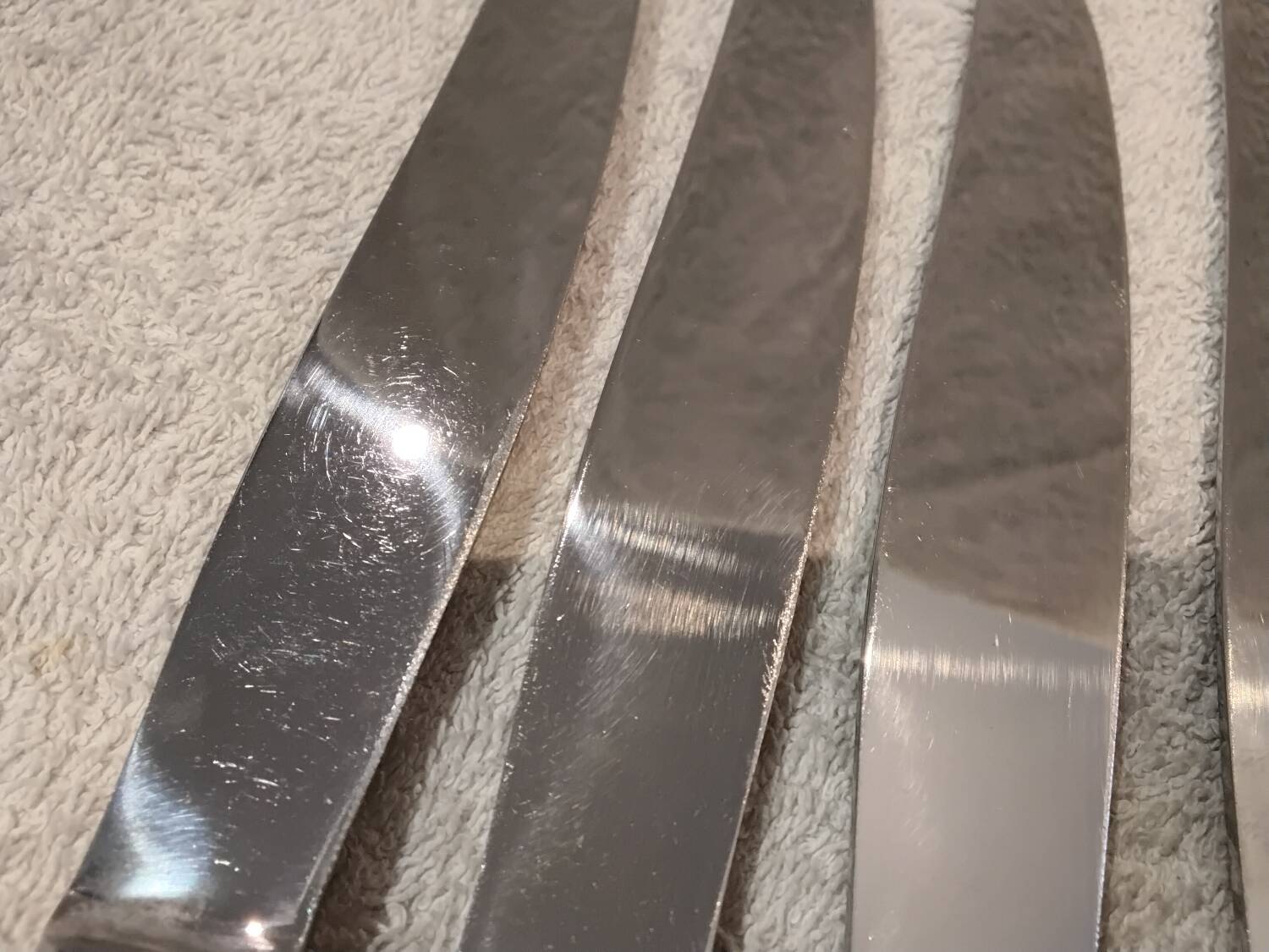 6 silver-plated metal table knives Christofle Marly 4 sharp blades