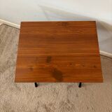 Table pour platine vinyles à armature métallique et plateau en Formica