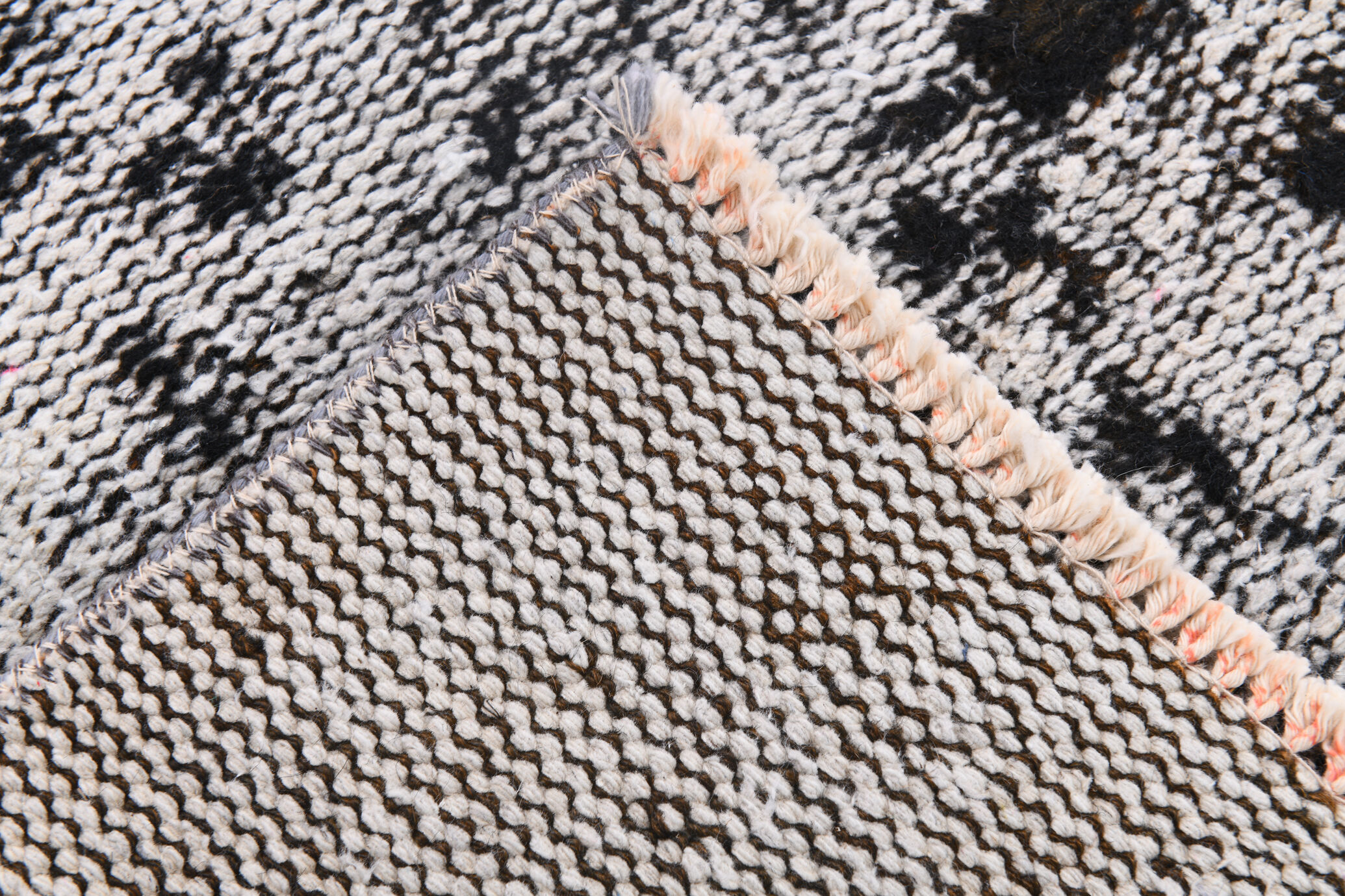 Distressed wool vintage tapis rugs 243x158cm