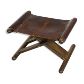 Vintage x-base oak and saddle leather folding safari stool Hungary, 1970