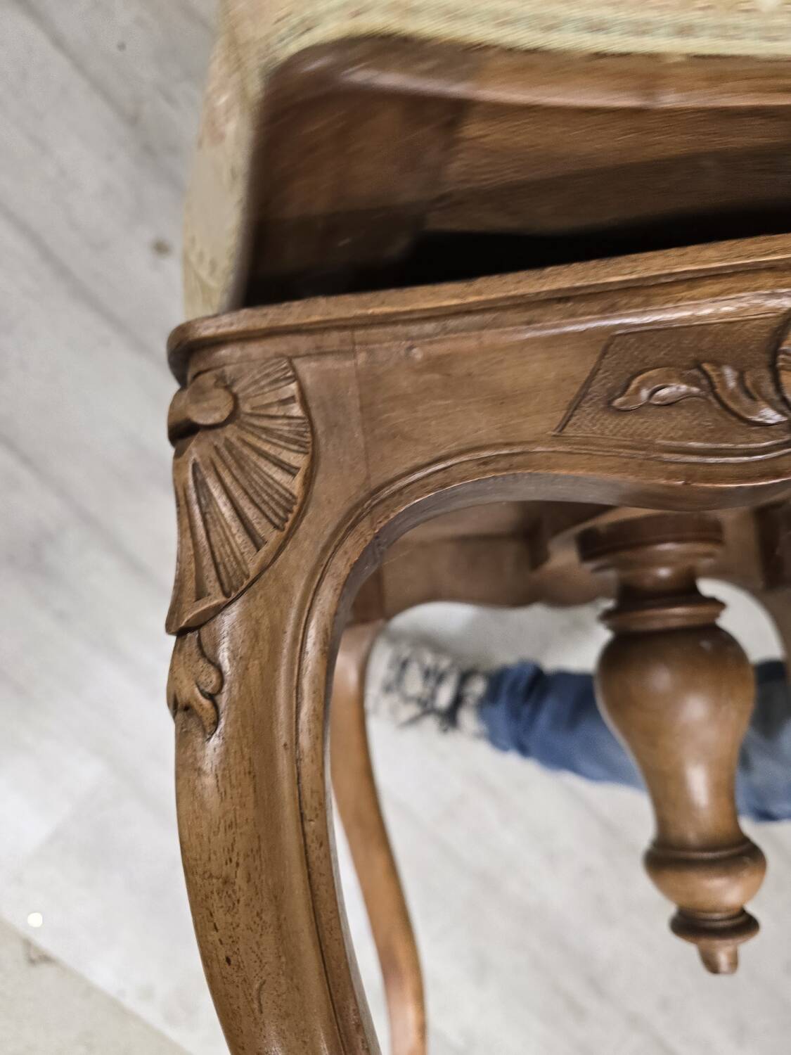 Louis XV piano stool