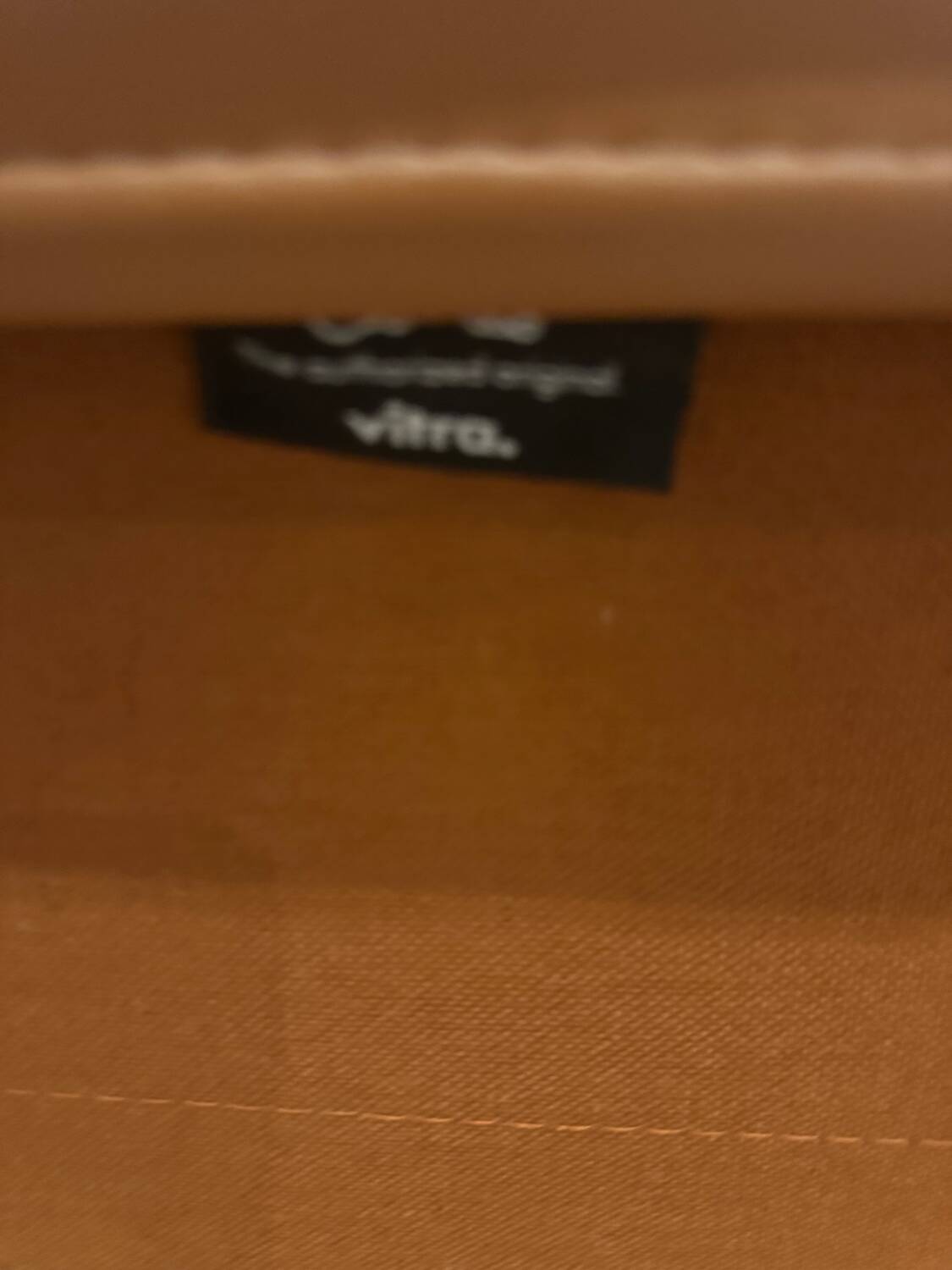 Eames EA 219 chair, Vitra edition, near mint condition