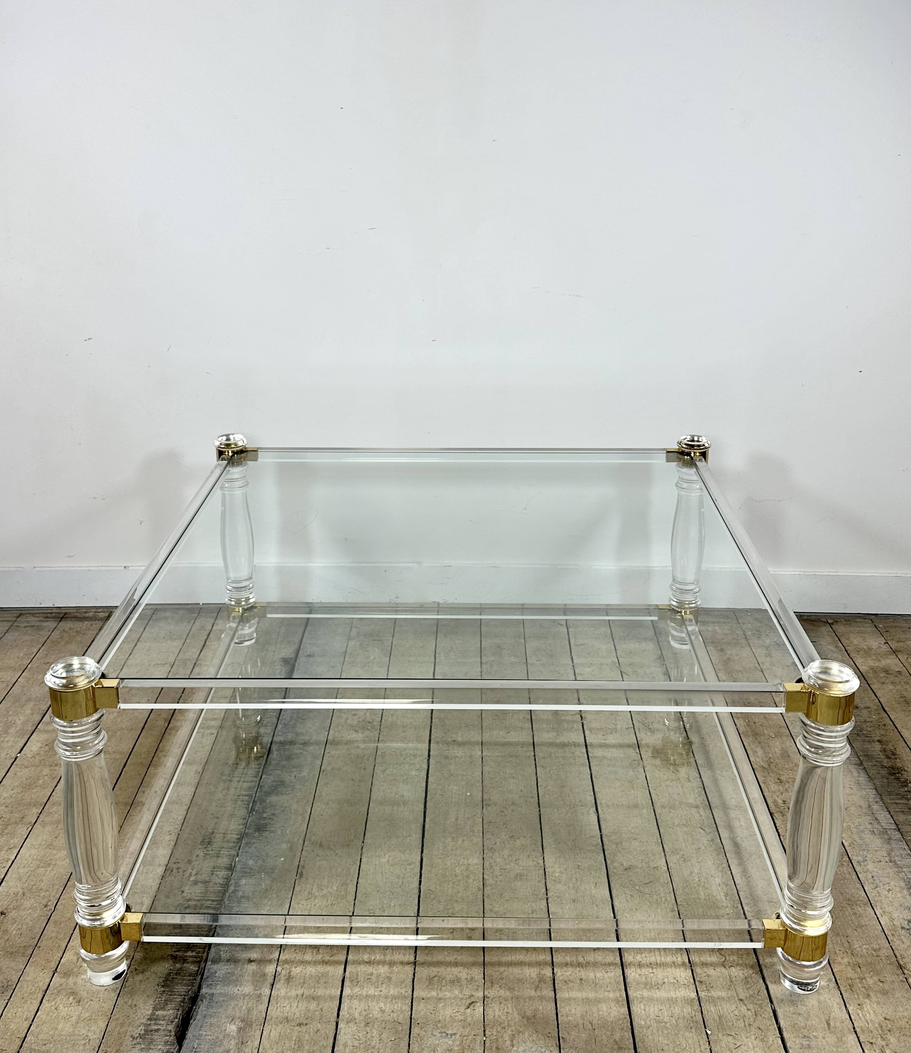 Table basse Hollywood Regency en altuglass et verre 1970'S