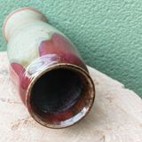 Vase en grés vernissé, signé, sang de boeuf